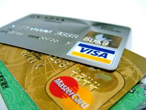 4观察信用卡行业趋势